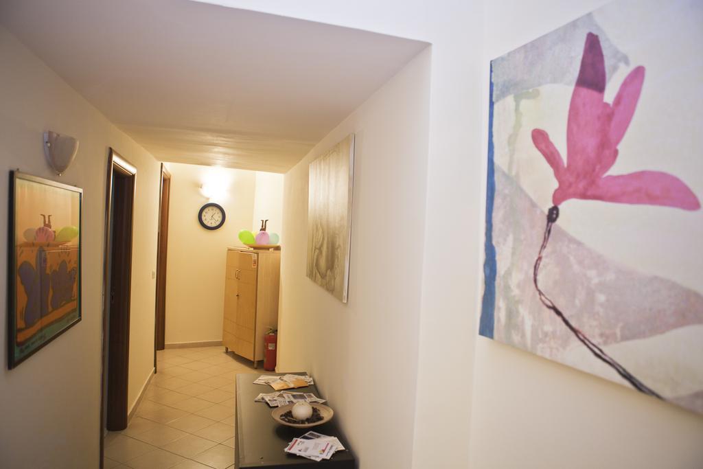 Art Hostel Неаполь Екстер'єр фото